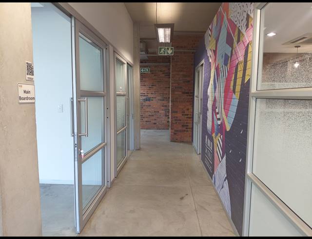 440M² OFFICE TO LET IN BRYANSTON